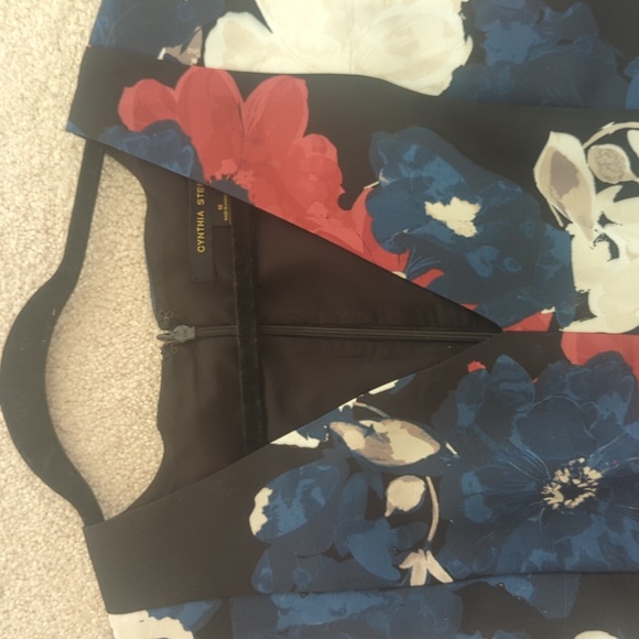 Cynthia Steffe floral dress ❤️ - Picture 2 of 3